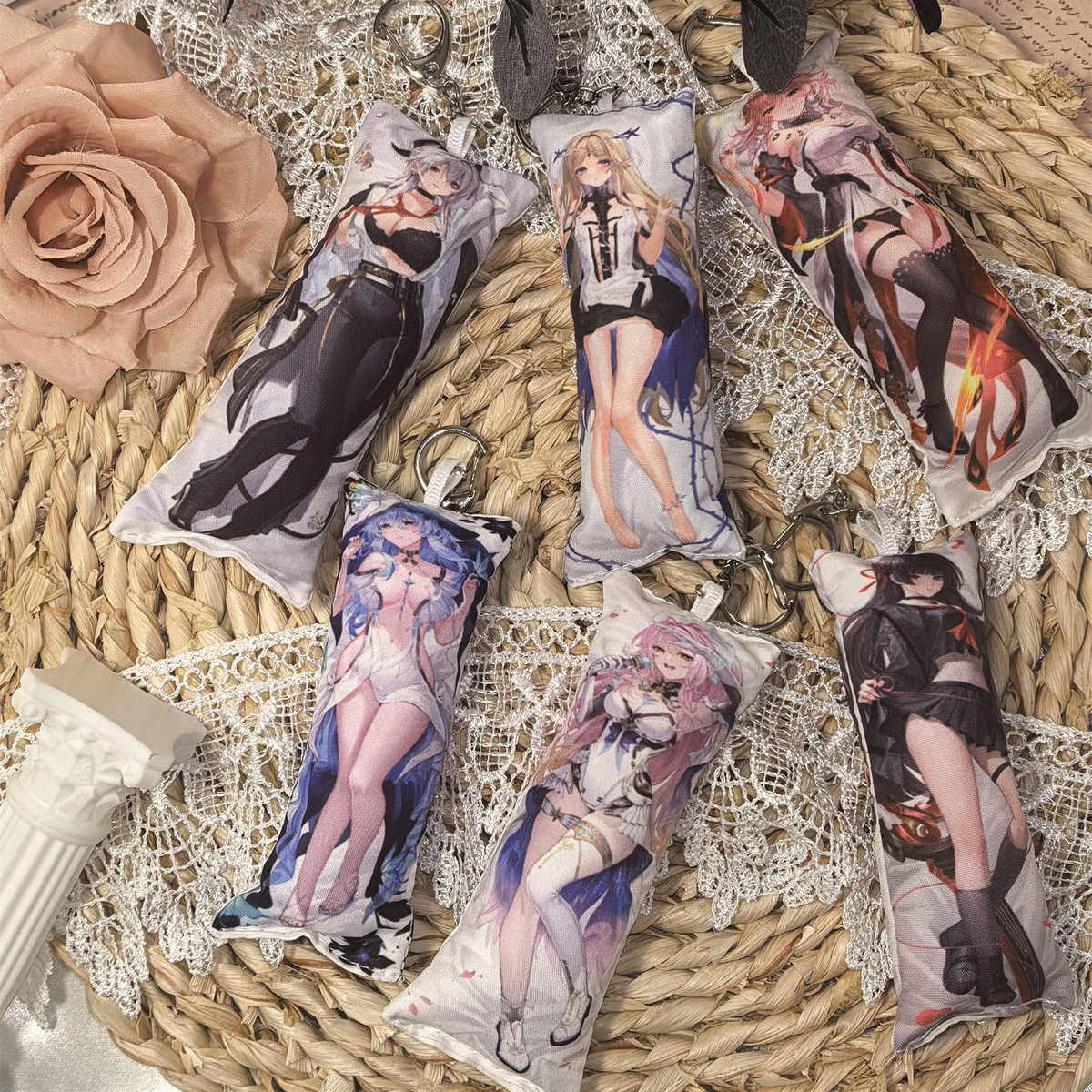 WuWa Mini Dakimakura Pillow Keychain, 4 × 12 cm Plush Pillow Charm, Double-Sided Character Art Bag Accessory, Gift for Anime Fans